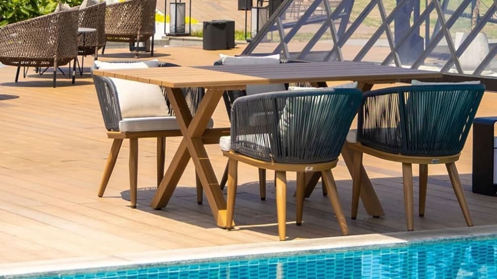 PURPLE LEAF 5-Piece Patio Dining Set - Wicker Outdoor Furniture with Rectangular Table & Chairs for Your Patio or Pool Deck