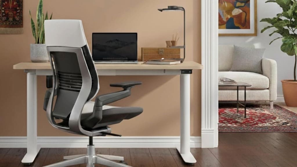 Steelcase Gesture Home Office Chair Review: Work from Home in Comfort